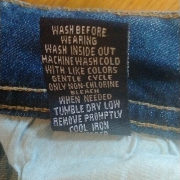 Hippie Laundry size 29 denim cut off distressed shorts. - Picture 8 of 10